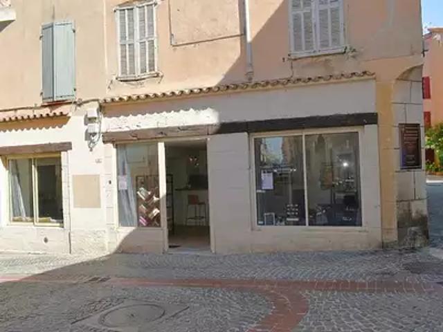 Appartement vente à Le Château, Montauroux