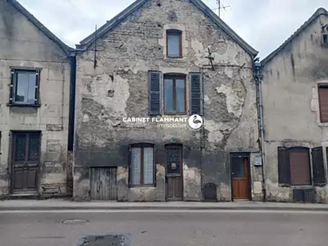 Maison vente à Montbard