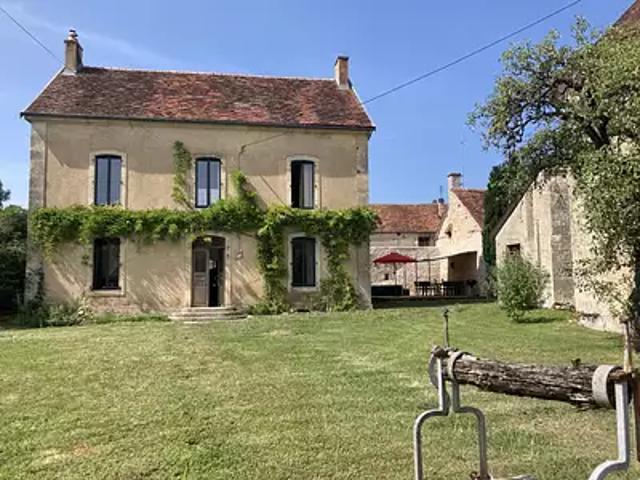 Maison vente à Montbard