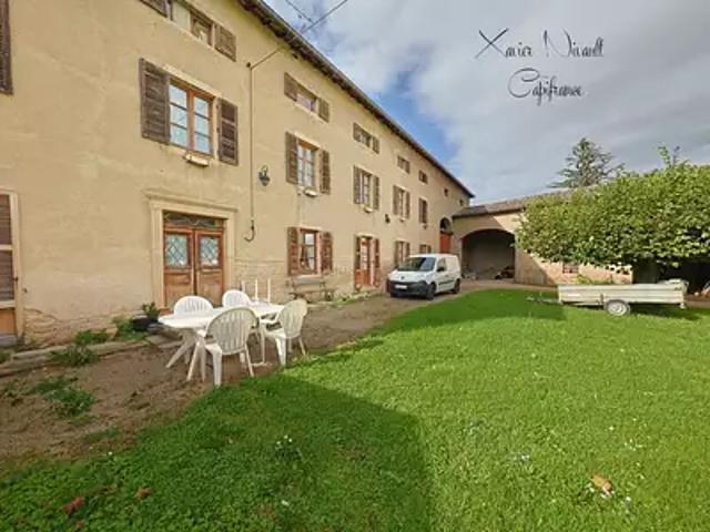 Maison vente à Mâcon, Montbellet