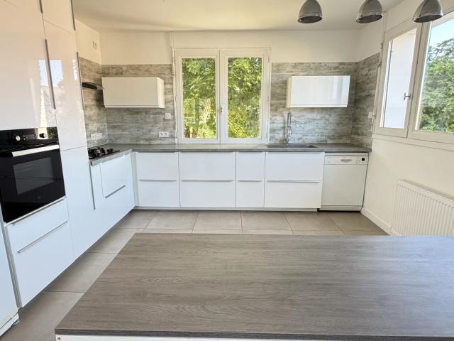 Maison vente à Nantes, Montbert