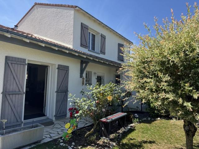 Maison vente à Nantes, Montbert