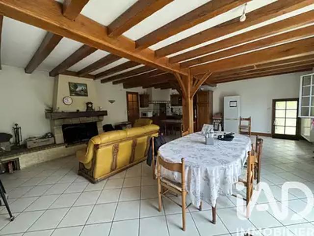 Maison vente à Angoulême, Montboyer
