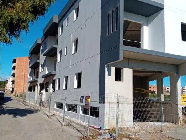 Piso en venta en Montbrió Del Camp