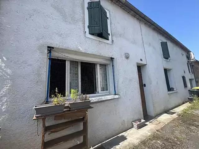 Maison vente à Angoulême, Montbron