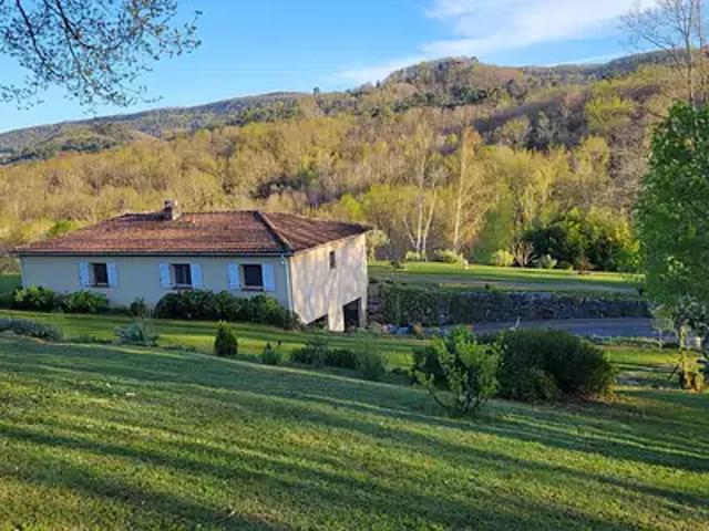 Maison vente à La Couech, Montbrun-Bocage