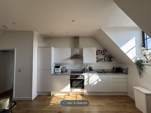 House for rent in Chichester, Littlecote