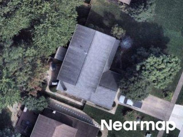 House for sale in Creekwood, Strongsville