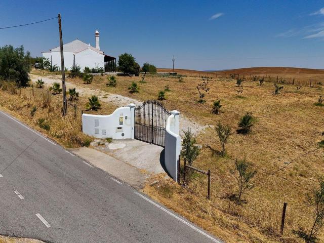 Quinta venda em Capelins (Santo António), Évora