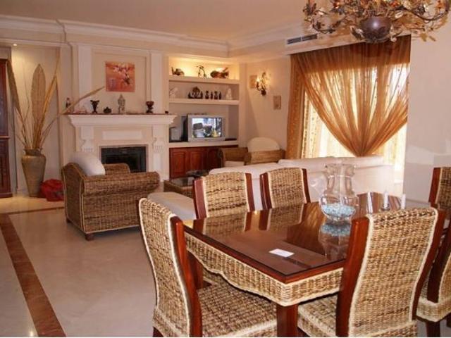 Casa en alquiler en Monte Biarritz, Costa del Sol Occidental