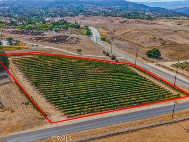 Land for sale in Temecula, California