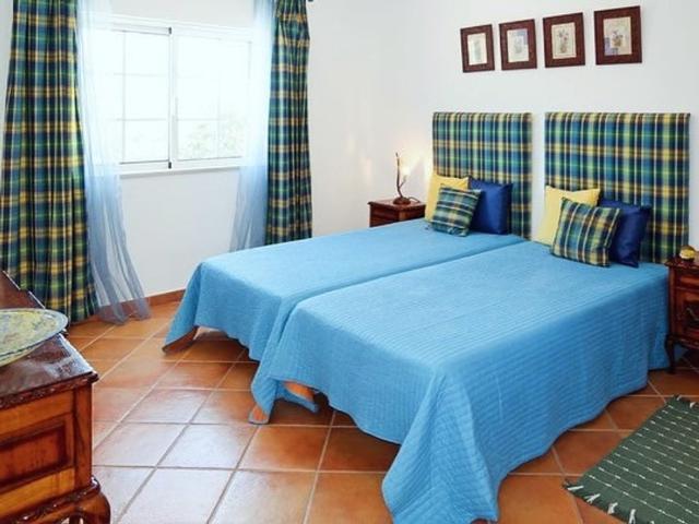 Quarto alugar em Faro