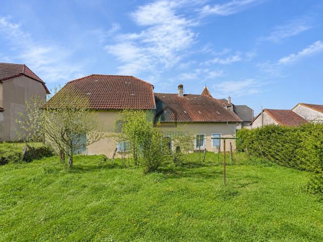 Maison vente à Montbéliard, Montécheroux
