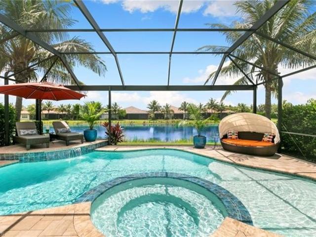 House for sale in Bonita Springs