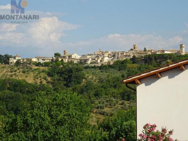 Appartamento in vendita a Montefalco, Umbria