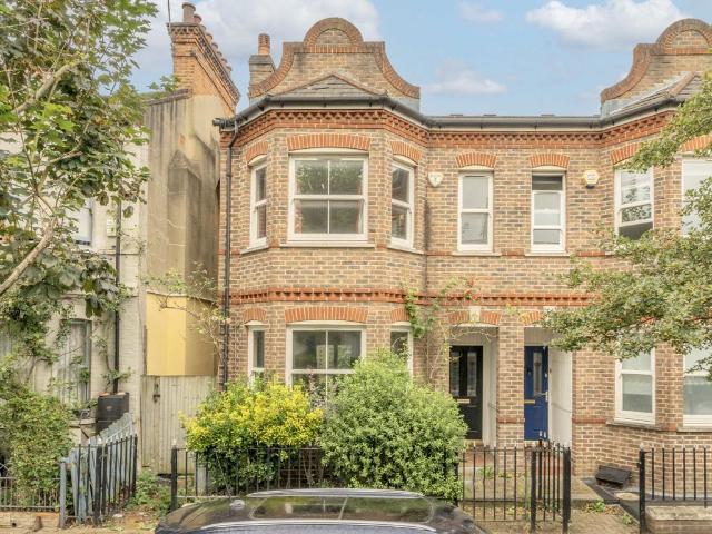Apartment for rent in Clapham Junction, Greater London