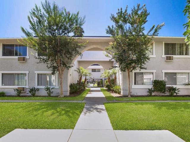 Apartment for rent in Garden Grove, California