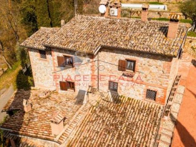 Rustico in vendita a Monteleone d'Orvieto, Terni