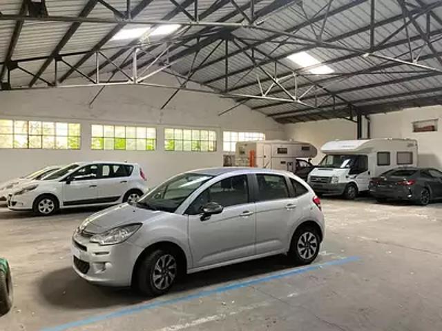 Garage vente à Nyons, Montélimar