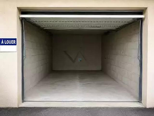 Garage location à Nyons, Montélimar