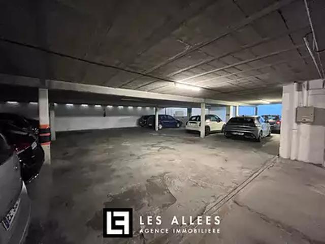Garage location à Nyons, Montélimar
