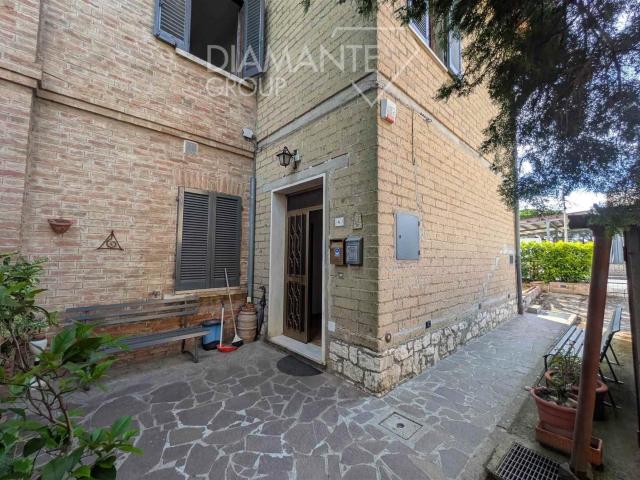 Appartamento in vendita a Abbadia Di Montepulciano, Toscana