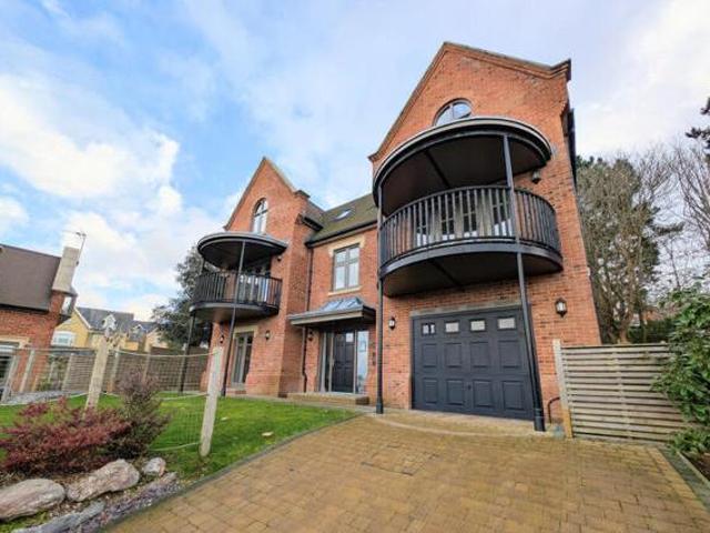 House for sale in Cowes, Isle of Wight