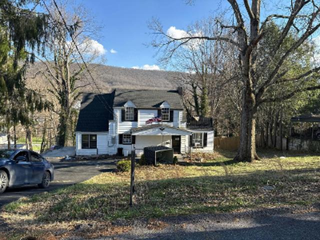House for sale in Bluefield, West Virginia