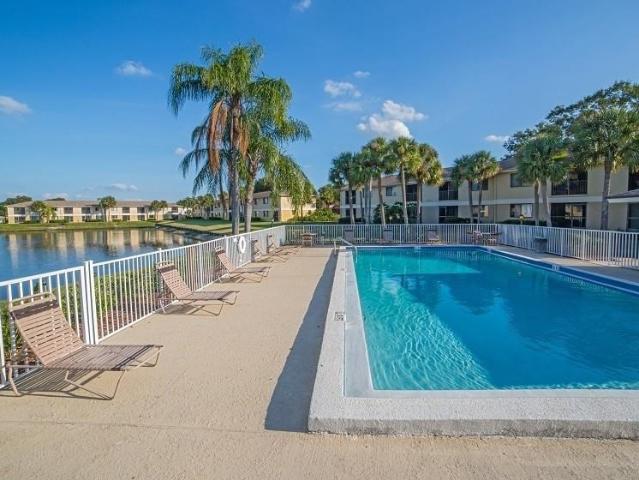 Apartment for rent in Largo, Florida