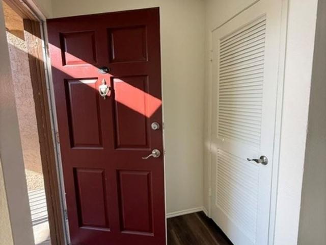 Apartment for rent in Aliso, Tustin