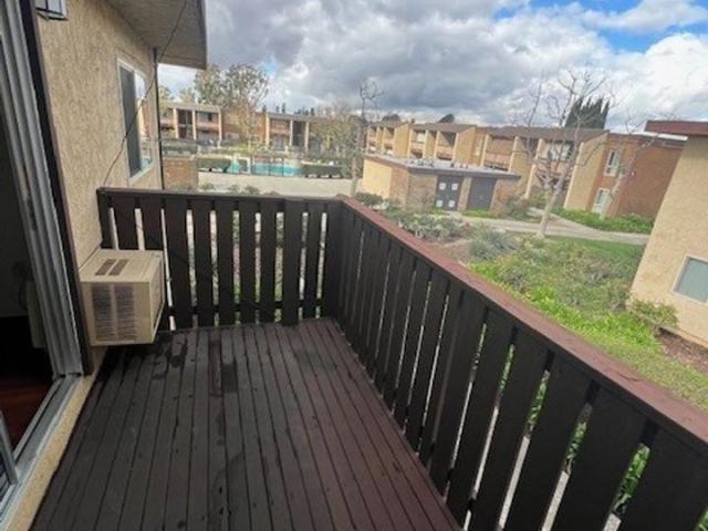 Apartment for rent in Tustin, California