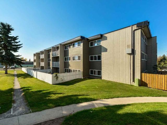 Apartment for rent in Wedgewood, Alberta