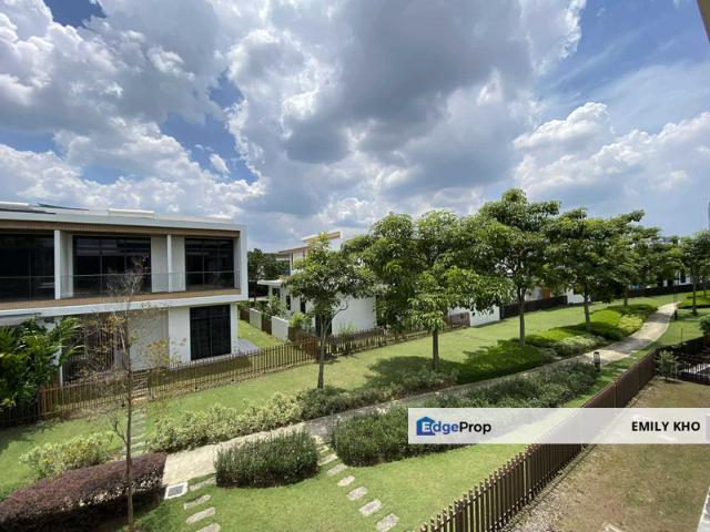 Shop for sale in Petaling, Alam Impian