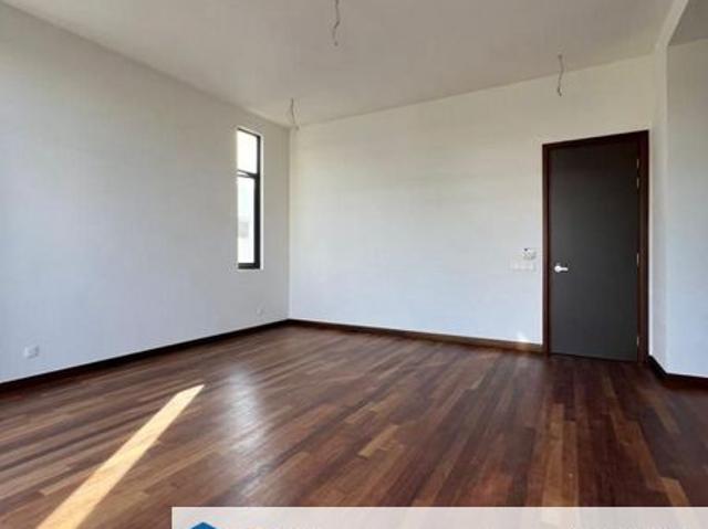 House for sale in Eco Santuari, Kuala Langat
