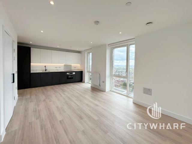 House for rent in London Borough of Ealing, Greater London