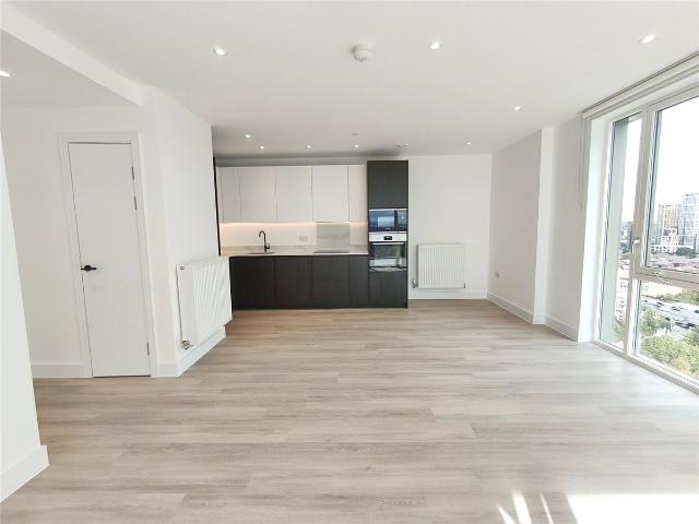 House for rent in London Borough of Ealing, Greater London