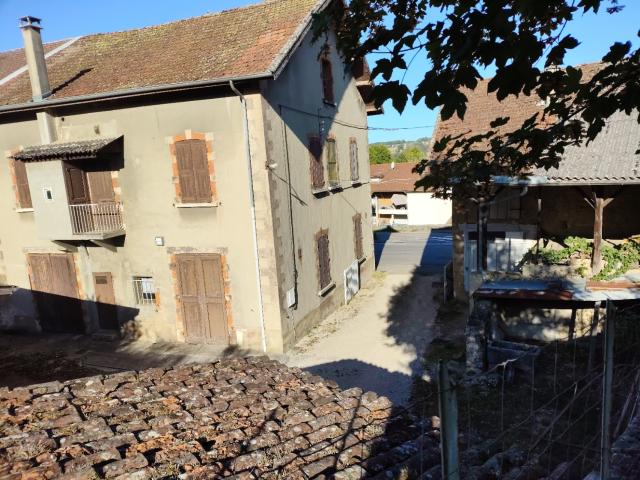 Maison vente à La Tour-du-Pin, Montferrat