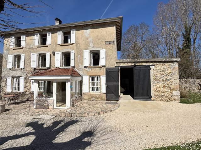 Maison vente à La Tour-du-Pin, Montferrat