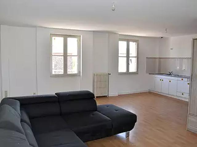 Appartement location à L'Ourme, Montfort-sur-Meu