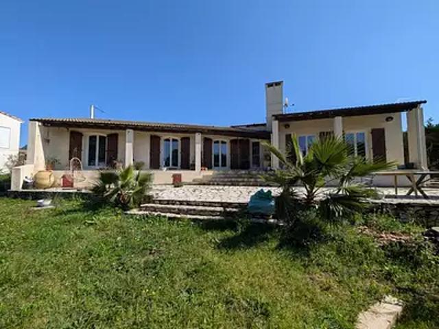 Maison vente à Nîmes, Montfrin
