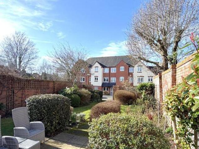 House for sale in Cliff Hill, Green Close