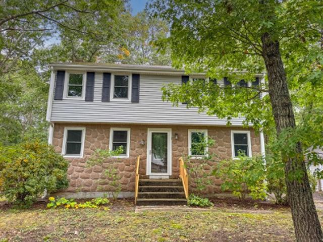 House for sale in Pinehurst Mobile Home Village, Plymouth