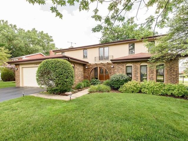 House for sale in Deerfield