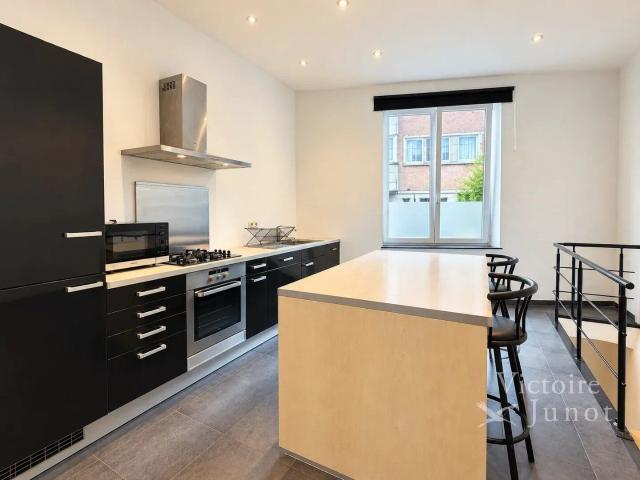 Kot location à Woluwe-Saint-Pierre - Sint-Pieters-Woluwe, Brussel-Hoofdstad - Bruxelles-Capitale