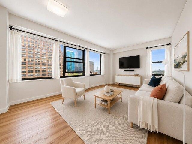 Condo for sale in Hudson, New Jersey