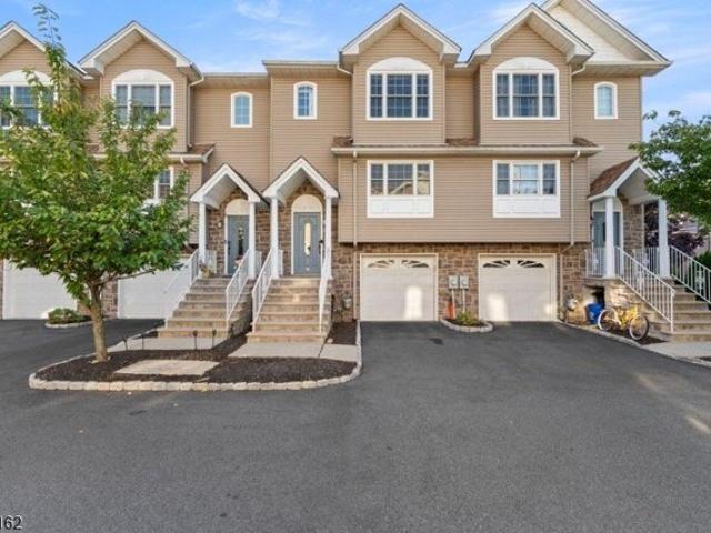 House for sale in Bloomfield, New Jersey