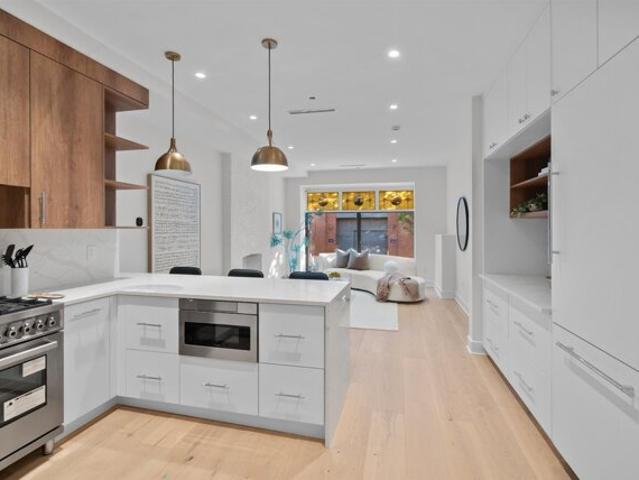 Condo for sale in Hudson, New Jersey