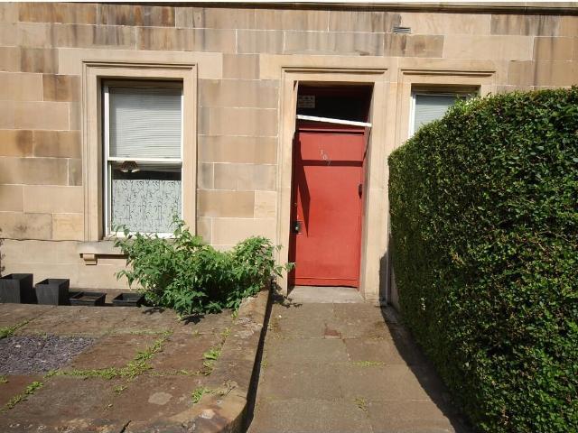 Apartment for rent in Hillside, Leith
