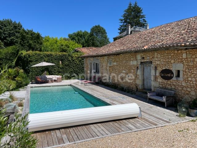 Château vente à Jonzac, Montguyon