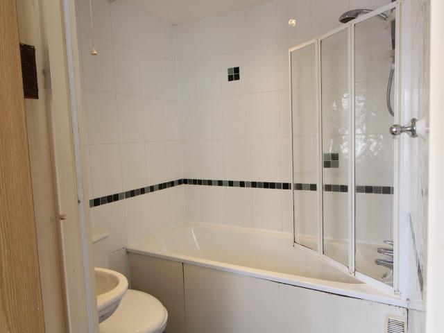 Apartment for rent in Plasnewydd, Falcon Lodge